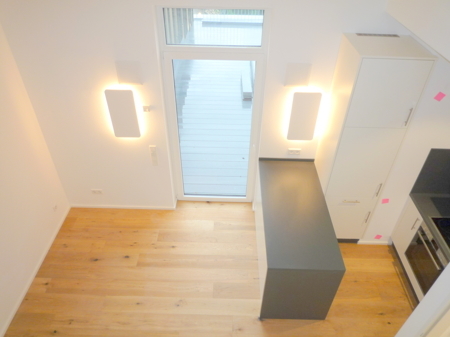 Luxus pur – zwei Zimmer mit Dachterrasse und moderner Einbauküche. - Photo 3