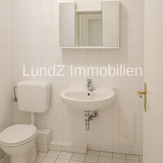Zentrumsnahe, helle und frisch renovierte 2-Zimmer-Wohnung - Foto 5