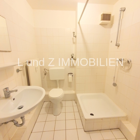 *Für Singles-Zentral gelegen -2 Zimmer Wohnung * - Photo 5