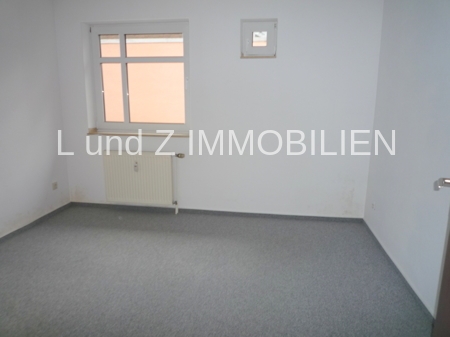 Erdgeschoss, 2 Zimmer – wie wäre es hiermit: gemütlich und preiswert? - Foto 3