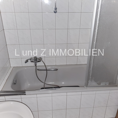 In zentraler Innenstadtlage befindet sich eine freundliche und helle 4-Zimmer-Wohnung mit Balkon. - Foto 3