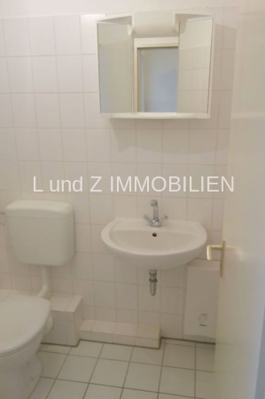 Zentrumsnahe-Helle 2 Zimmer-Wohnung einfach perfekt. - Photo 3