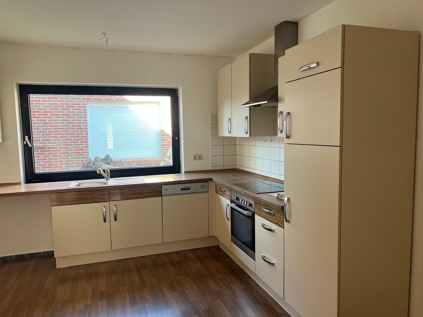 Einblick Einfamilienhaus mit zwei Wohneinheiten