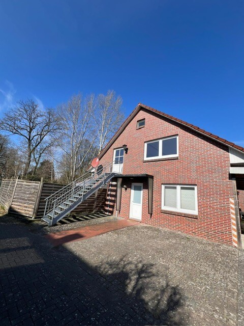 Einblick Einfamilienhaus mit zwei Wohneinheiten