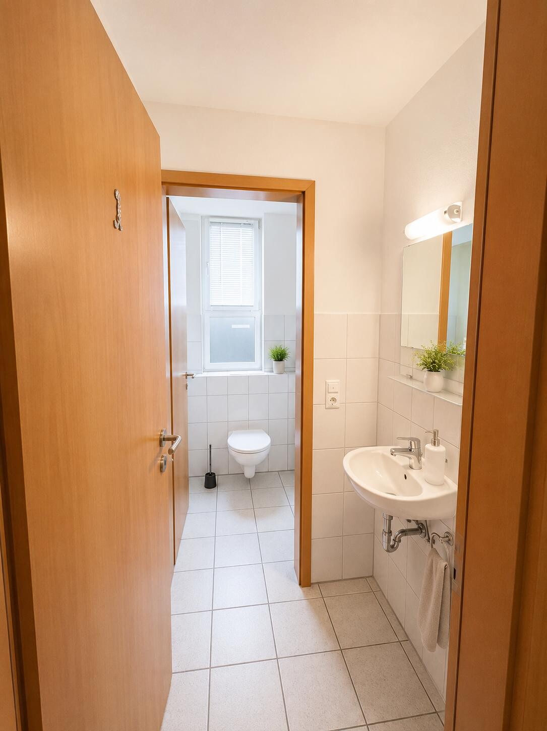 WC Büroeinheit OG