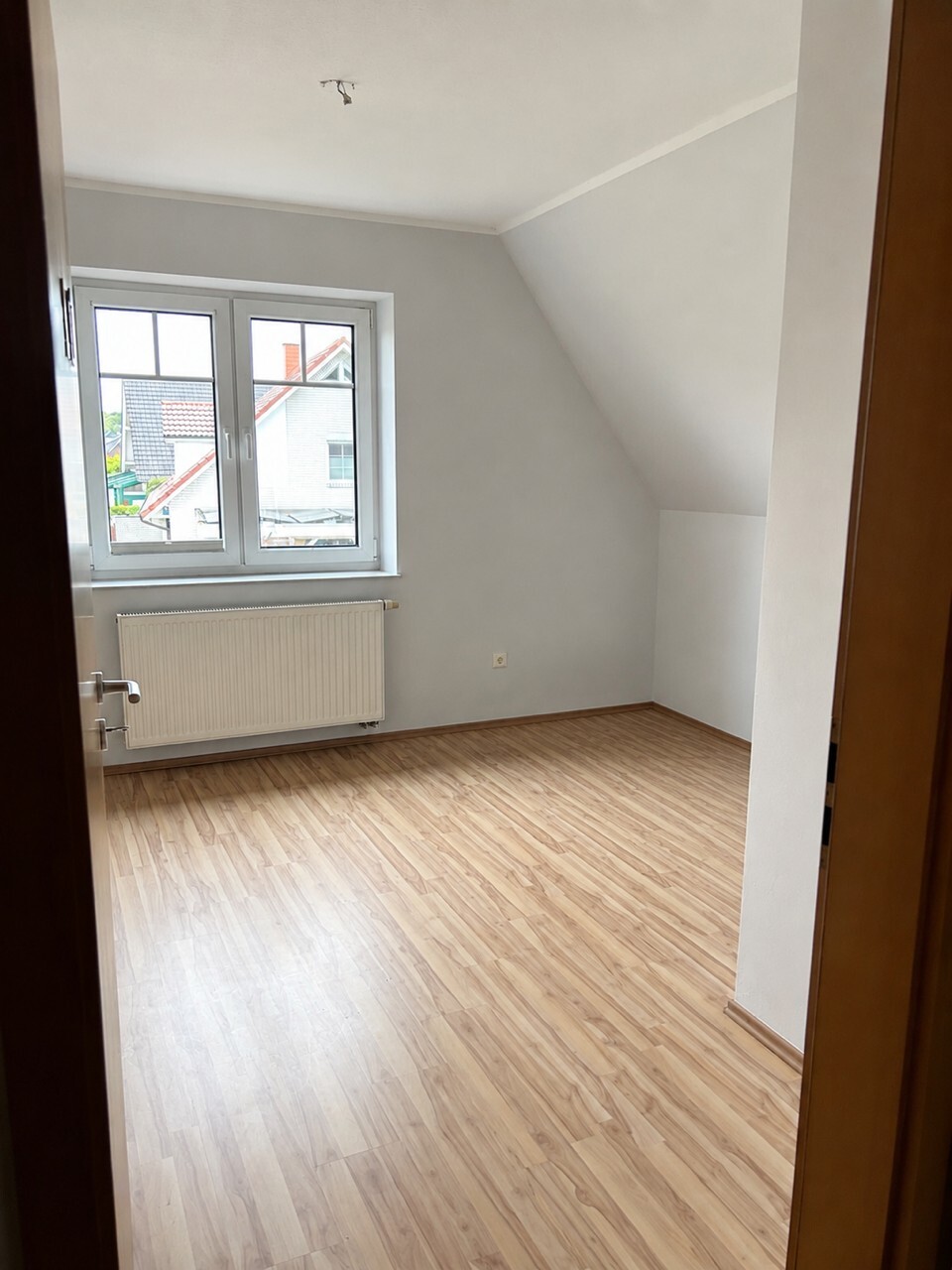 Kinderzimmer mit Spitzbodenzugang