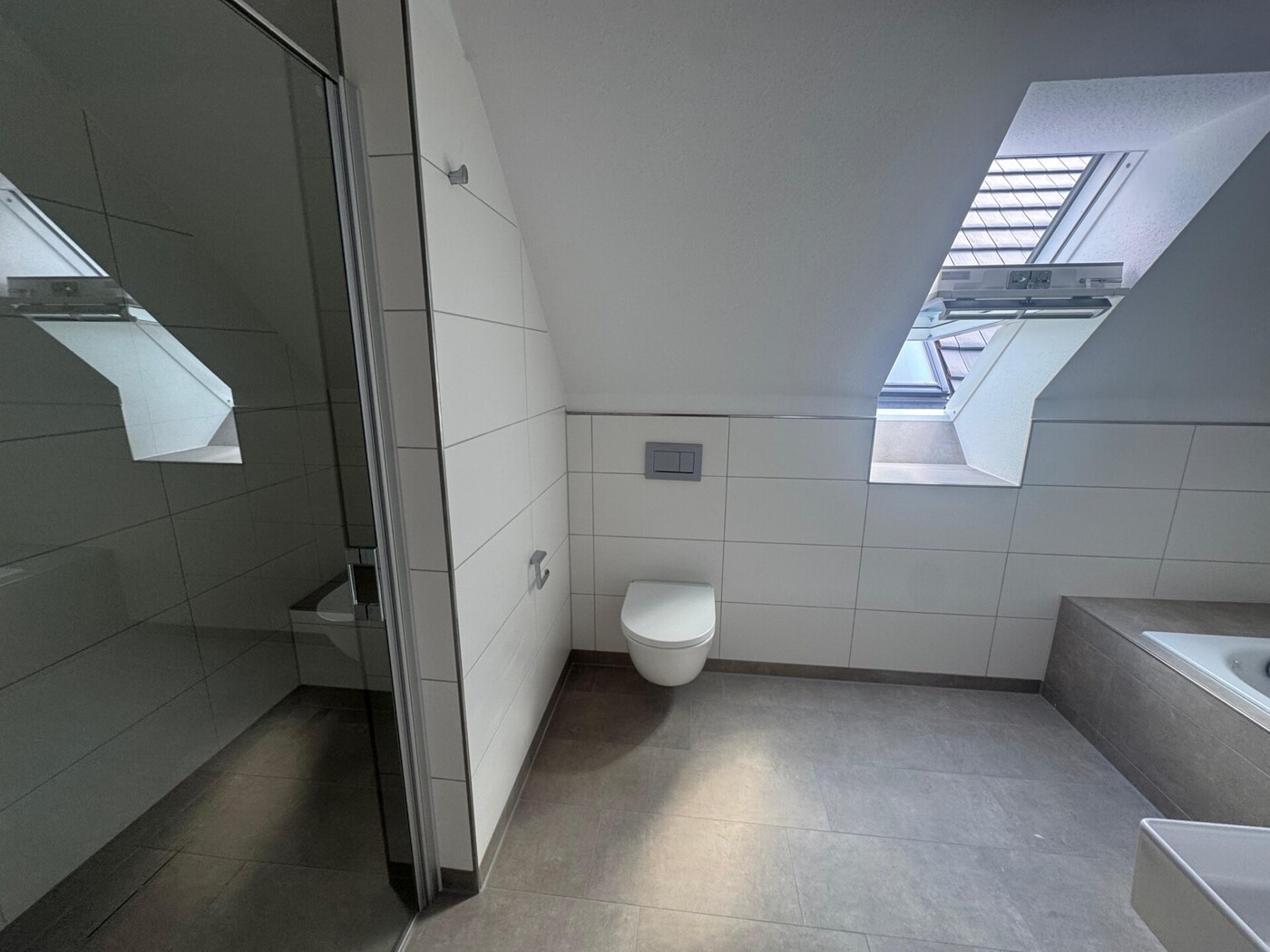 Badezimmer ebenerdige Dusche