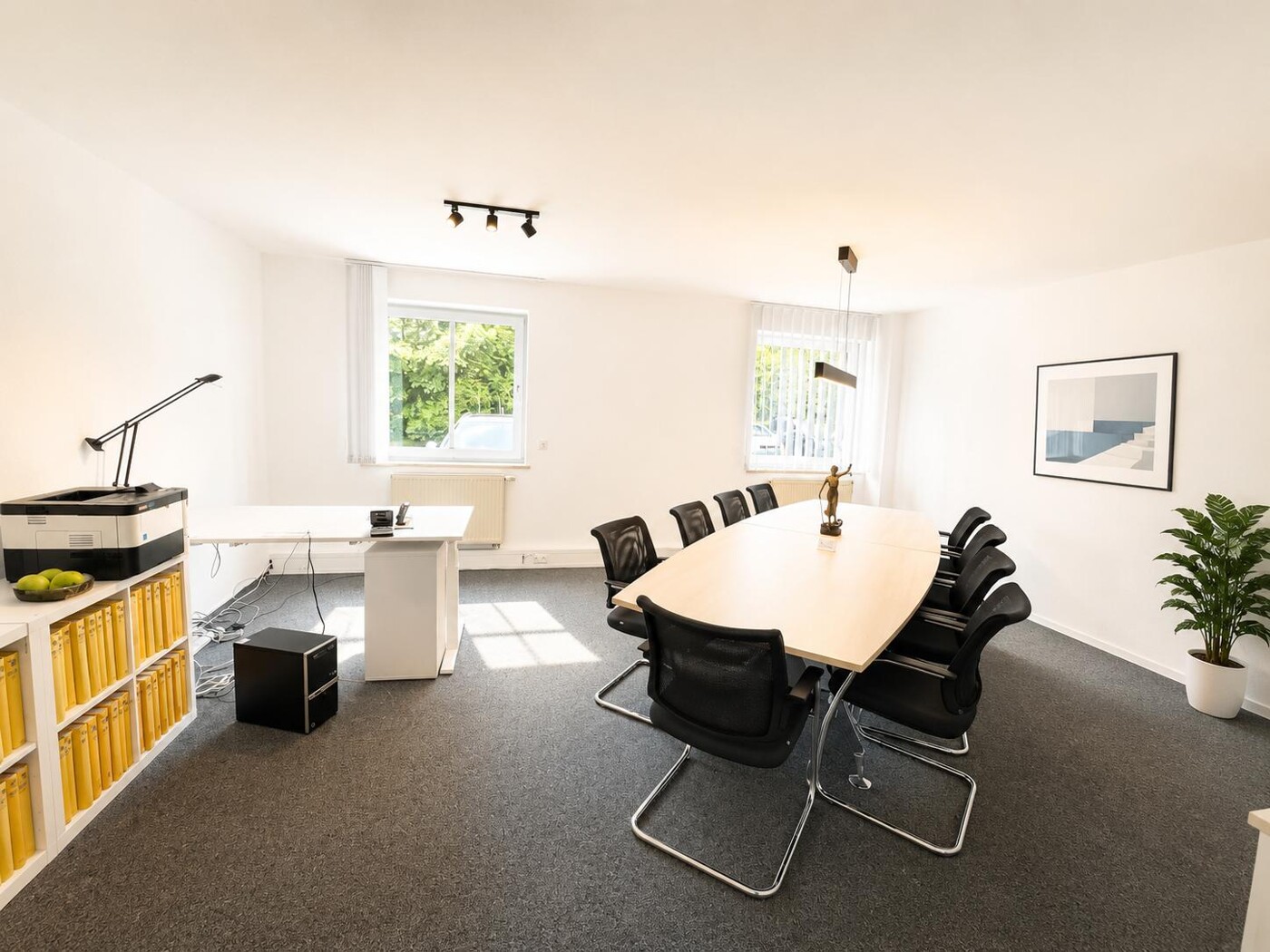 Büro Notariat EG
