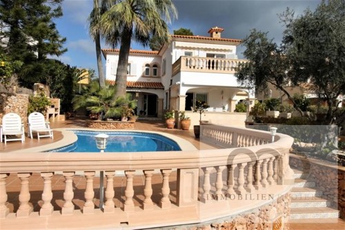 MD Immobilien Projekte Mallorca Cala Pi Chalet Blick von Strasse