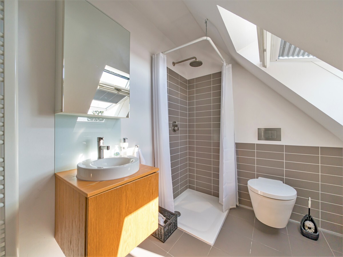 Modernes Bürogebäude im historischen Gewand - Foto 2