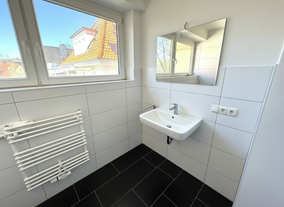 Modernisierte 2-Zimmer-Wohnung in Top-Lage mit EBK und Loggia! - Foto 3