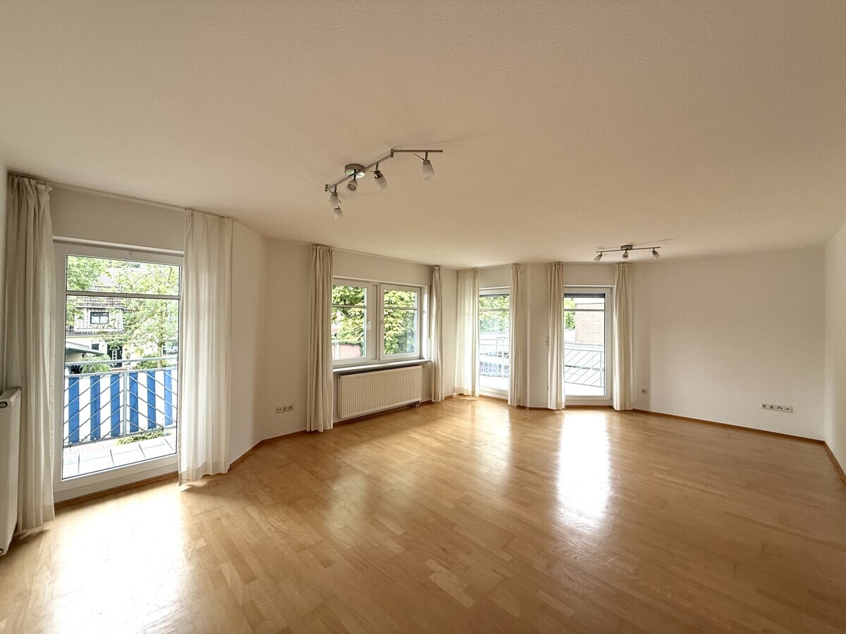 Großzügige 4-Zimmerwohnung im begehrten "Marschwegviertel" mit Loggia und EBK - Foto 2