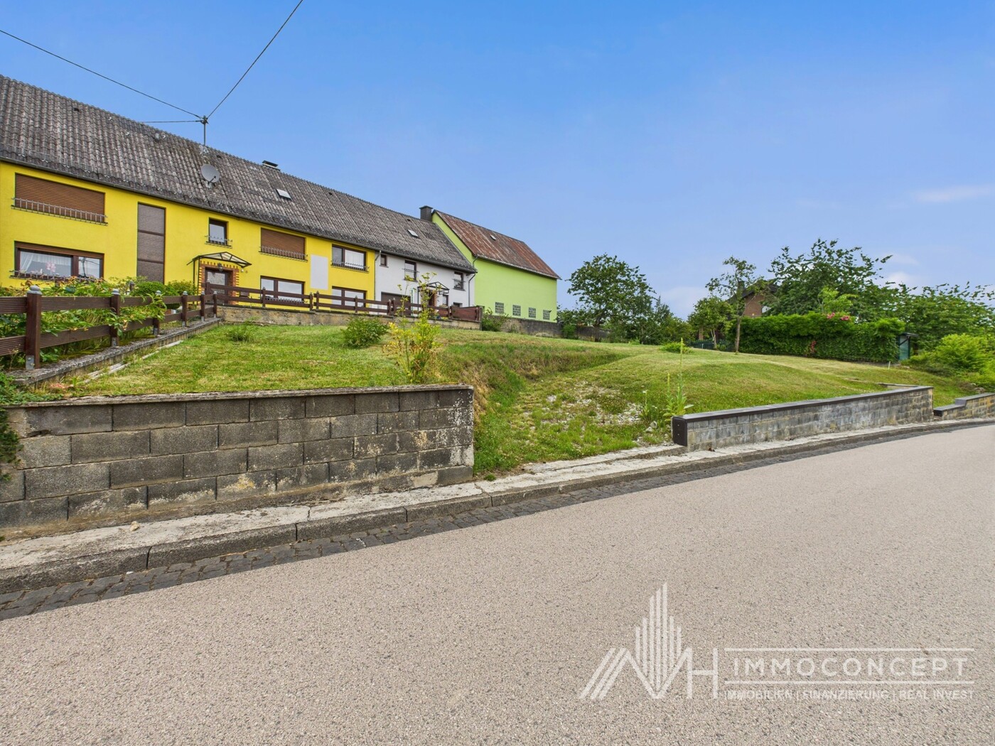 CAM04062G0-PR0038-STILL004