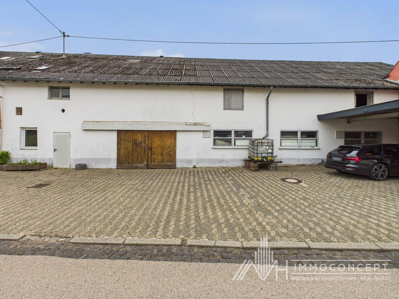 CAM04062G0-PR0038-STILL005