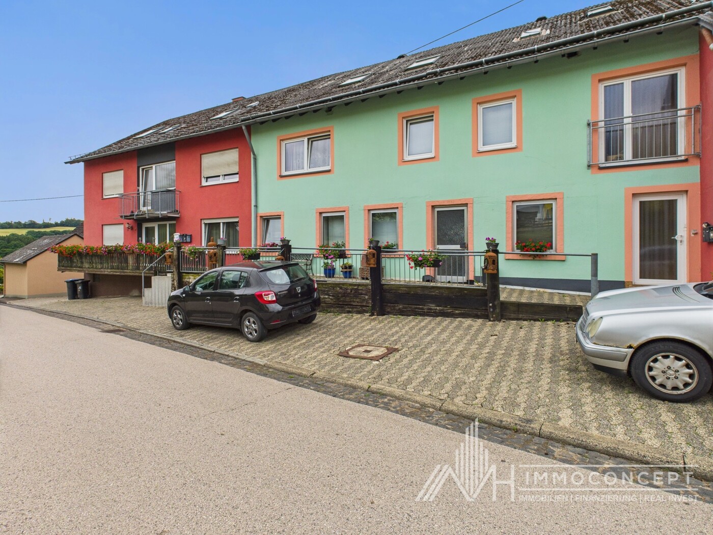 CAM04062G0-PR0038-STILL001