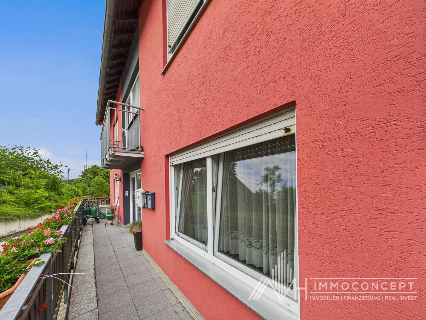 CAM04062G0-PR0038-STILL013