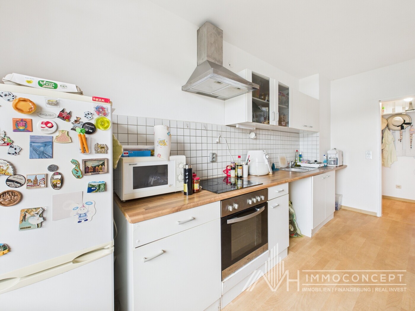 CAM04062G0-PR0043-STILL008