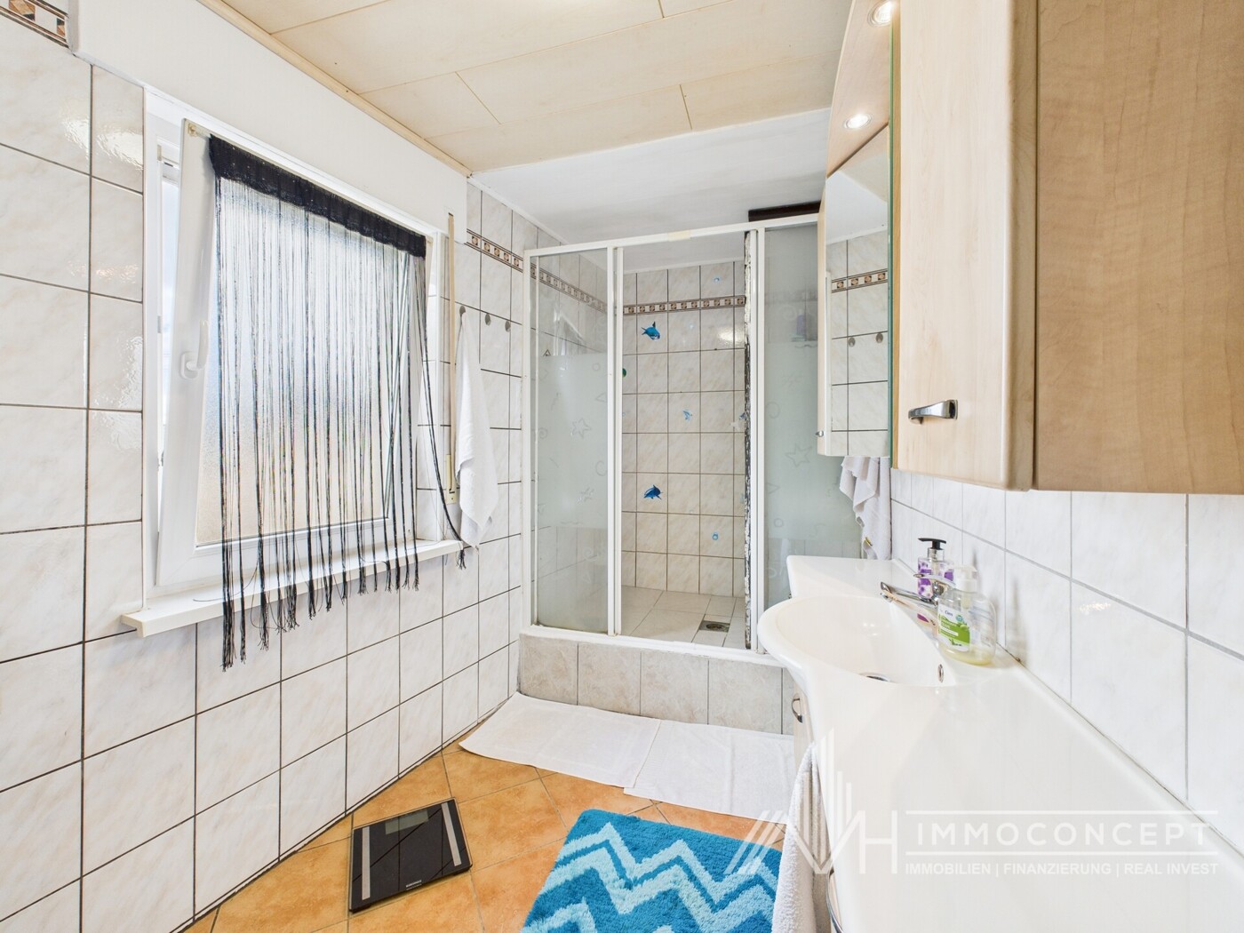 CAM04062G0-PR0045-STILL021