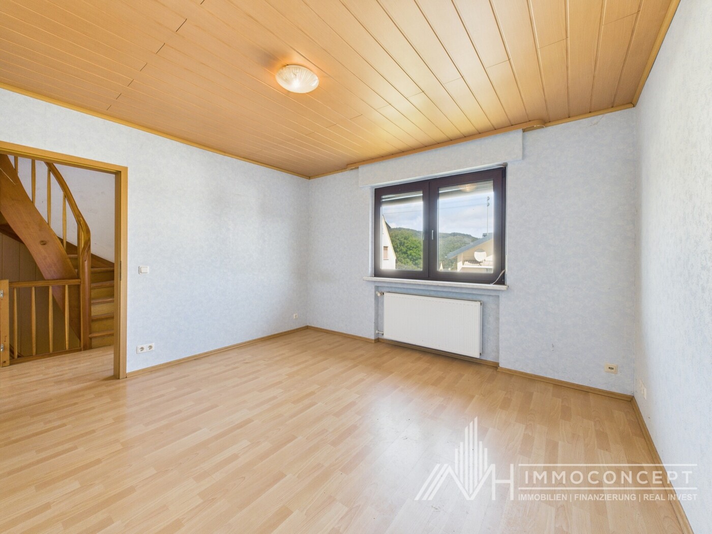 CAM04062G0-PR0046-STILL021