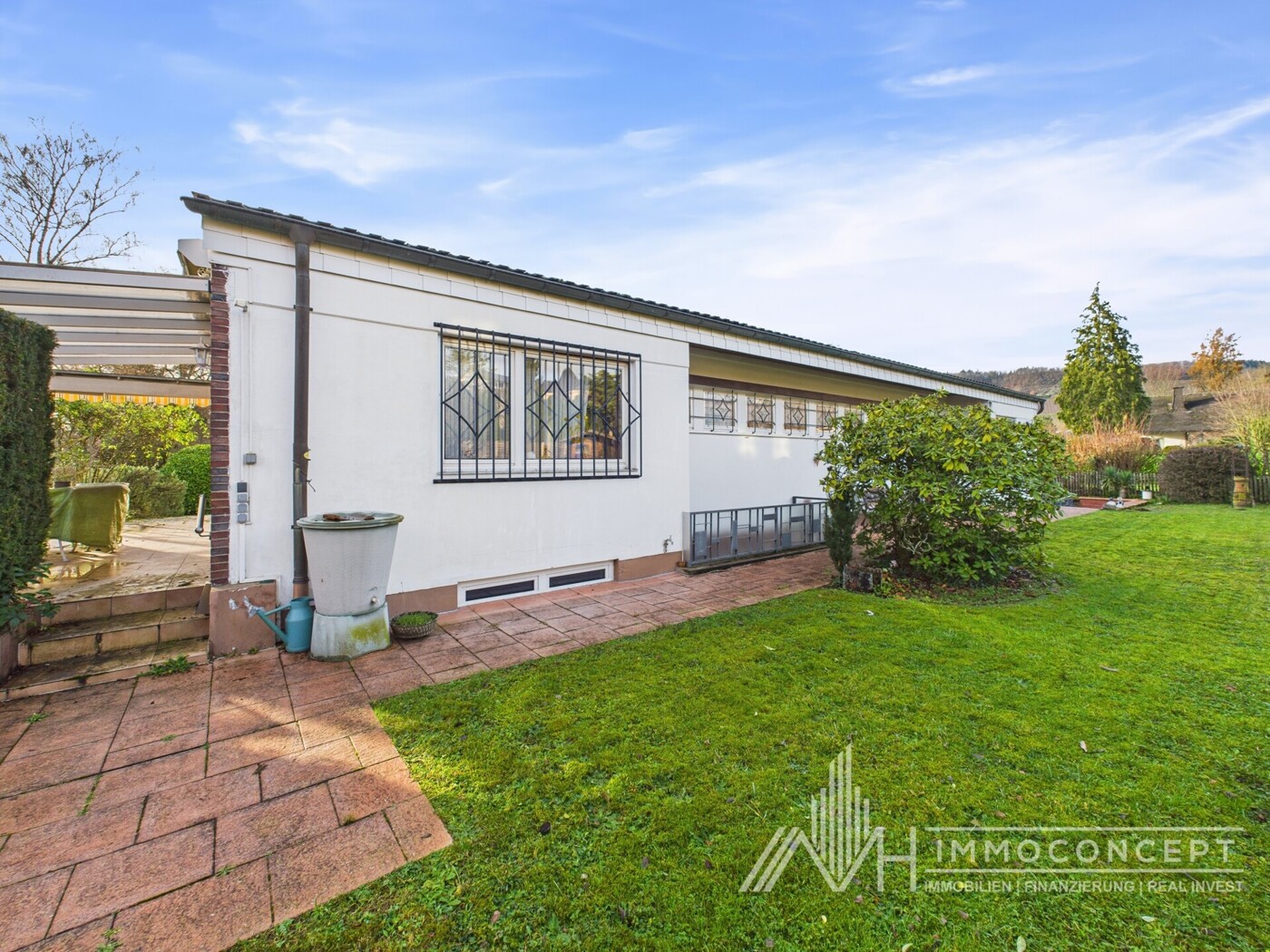 Vorder_und Seitenansicht links