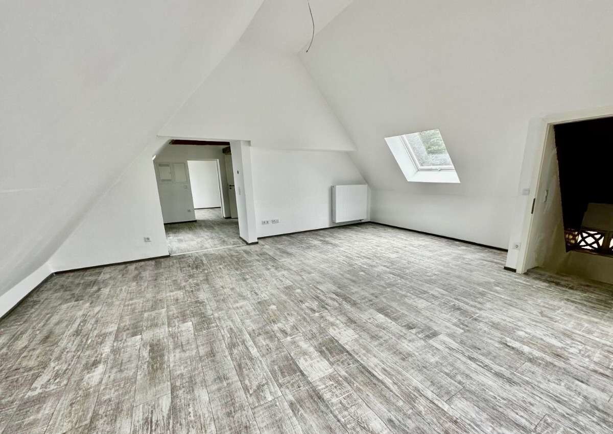 3b0f42d5-13e4-42ab-a81b-10e...