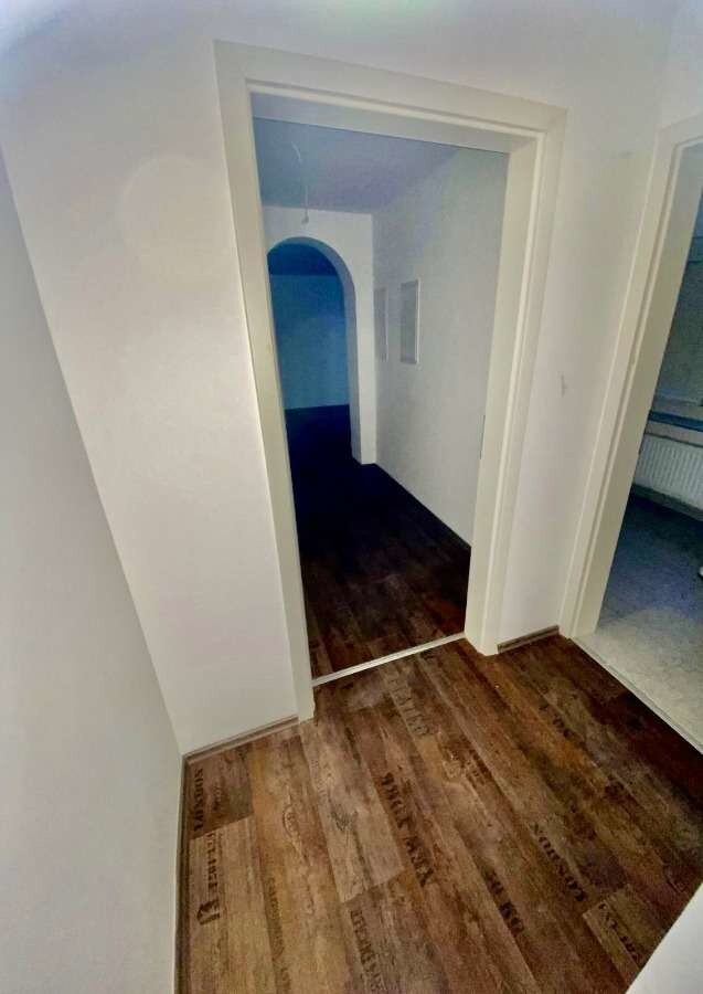 e446aab2-e50a-45b0-894b-f81...