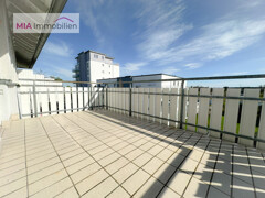 Sonniger Balkon