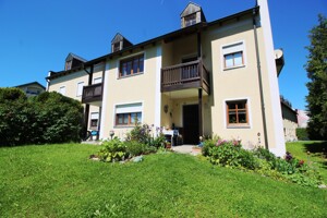 Außenansicht Terrasse und Garten