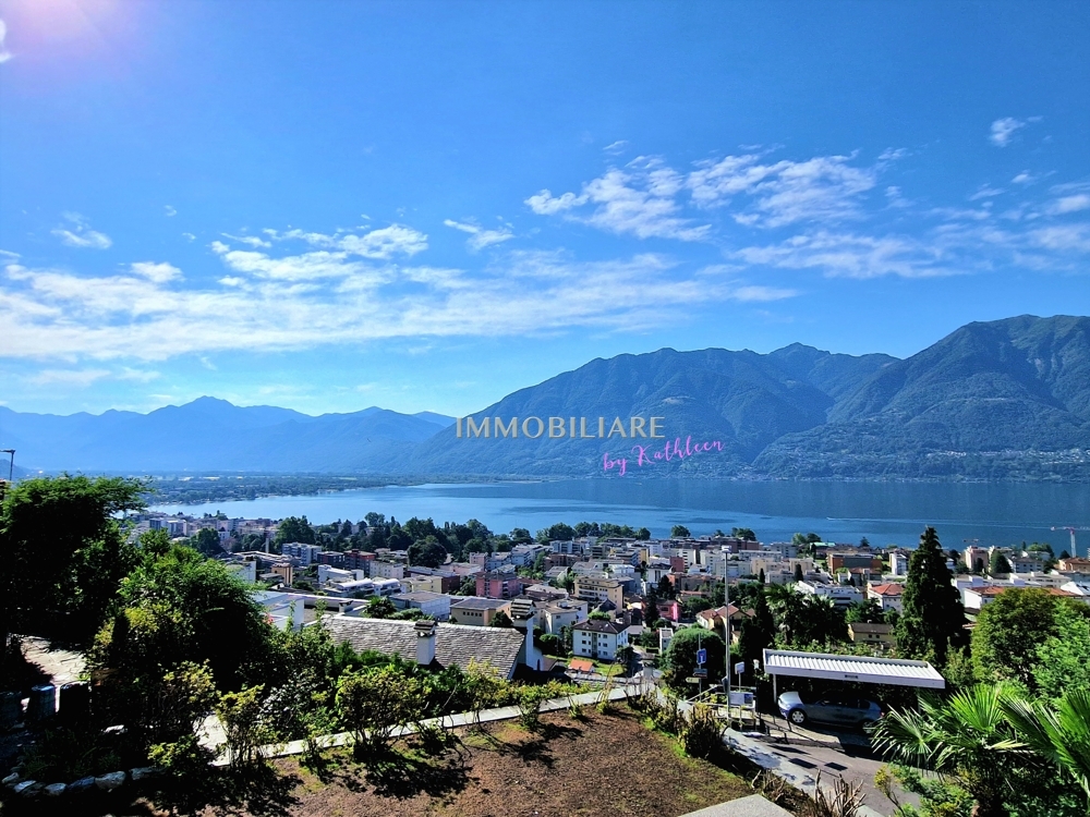 Traumhafte Aussicht auf den Lago Maggiore (Ost)