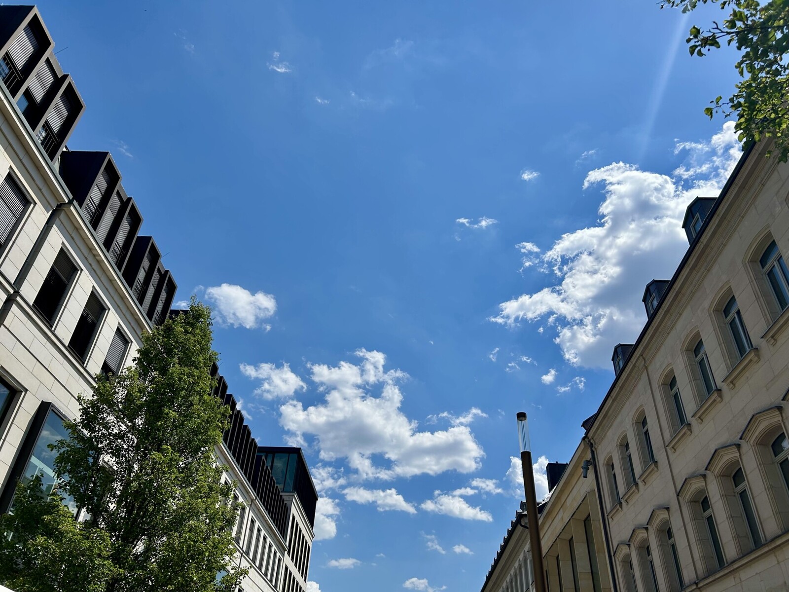 ** Lifestyle, Flair & teilw. frisch Renoviert * 3 Zimmer * ca. 73 qm * Fürther Innenstadt **
