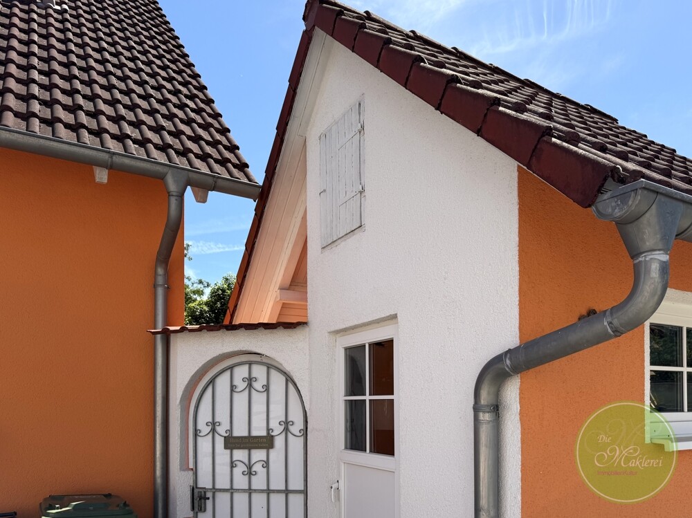 * All in One! * freistehendes EHF * 5 + 1 Zi. * Sauna * Doppelgarage * Wintergarten * Oberasbach *