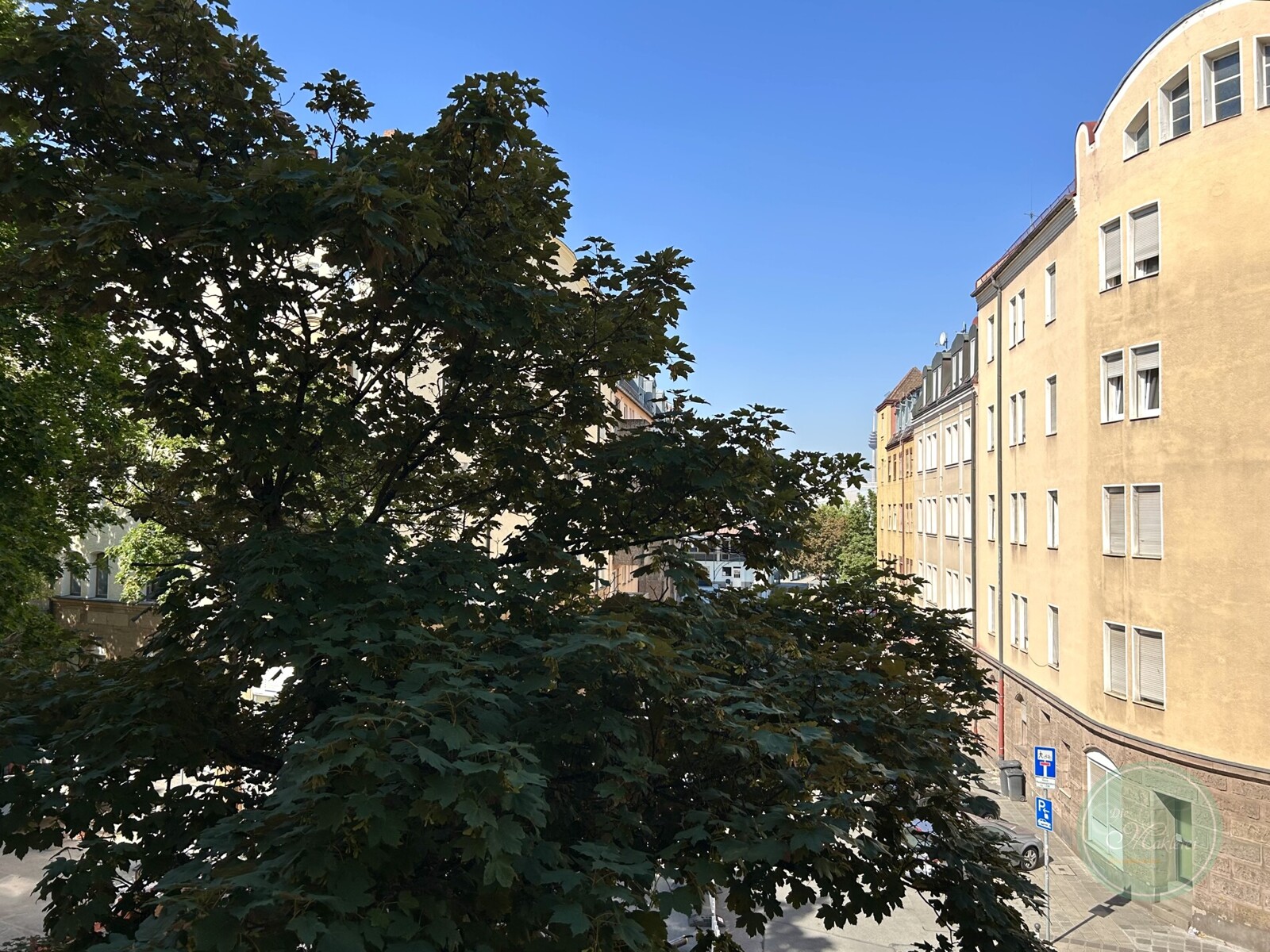 ** Ab in den SÜDEN * 2 Zimmer * ca. 67 qm * Balkon * gute Infrastruktur * opt. Teilmöblierung **