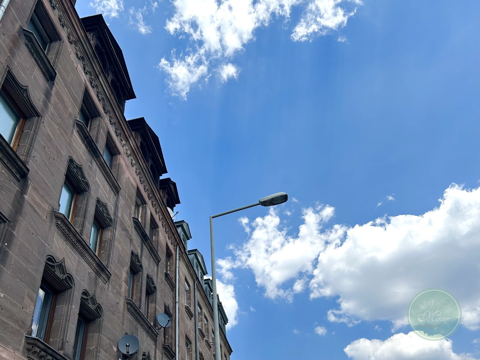 ** DIE KapitalanLAGE * 2 Zimmer * 53 qm * EBK * vermietet * gute Infrastruktur * 90439 Nürnberg **