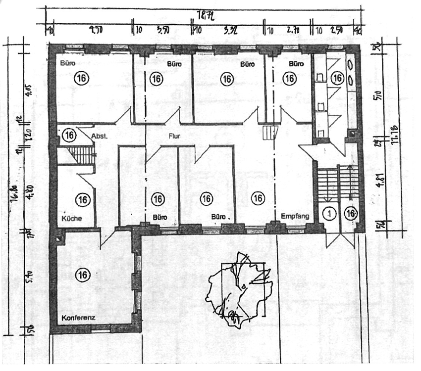 bemasster Grundriss mit Ständerwänden aktuell