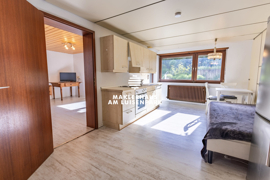 UG Wohnen und Küche