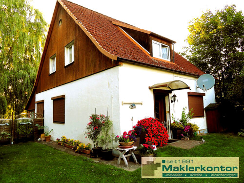 Sommeransicht EIngang Einliegerwohnung