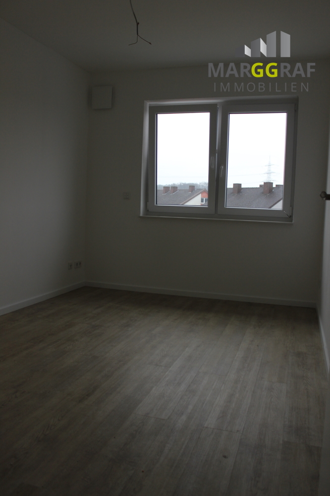 Neubau-Wohnung mit Süd-Balkon inkl. neuer Küchenzeile (auf Wunsch) und PKW-Stell ... - Foto 3