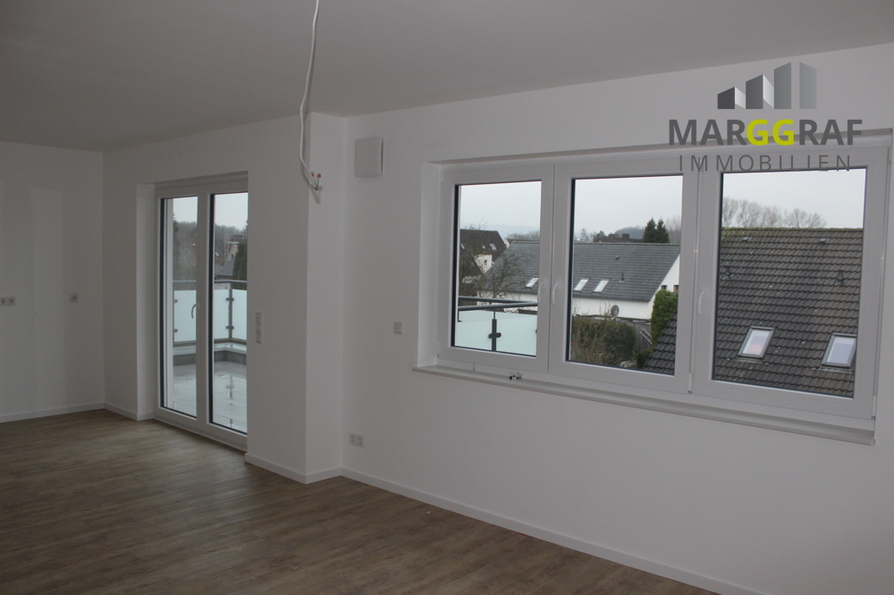 Neubau-Wohnung mit Süd-Balkon inkl. neuer Küchenzeile (auf Wunsch) und PKW-Stell ... - Foto 2