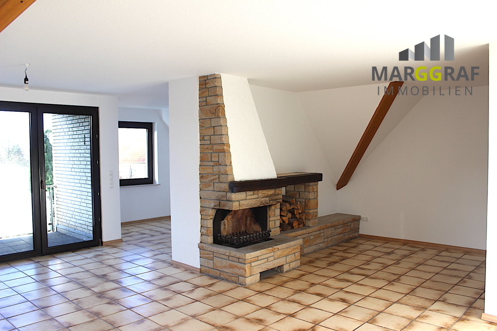 Komplett modernisierte helle Dachgeschosswohnung mit Balkon in guter, ruhiger Si ... - Photo 2