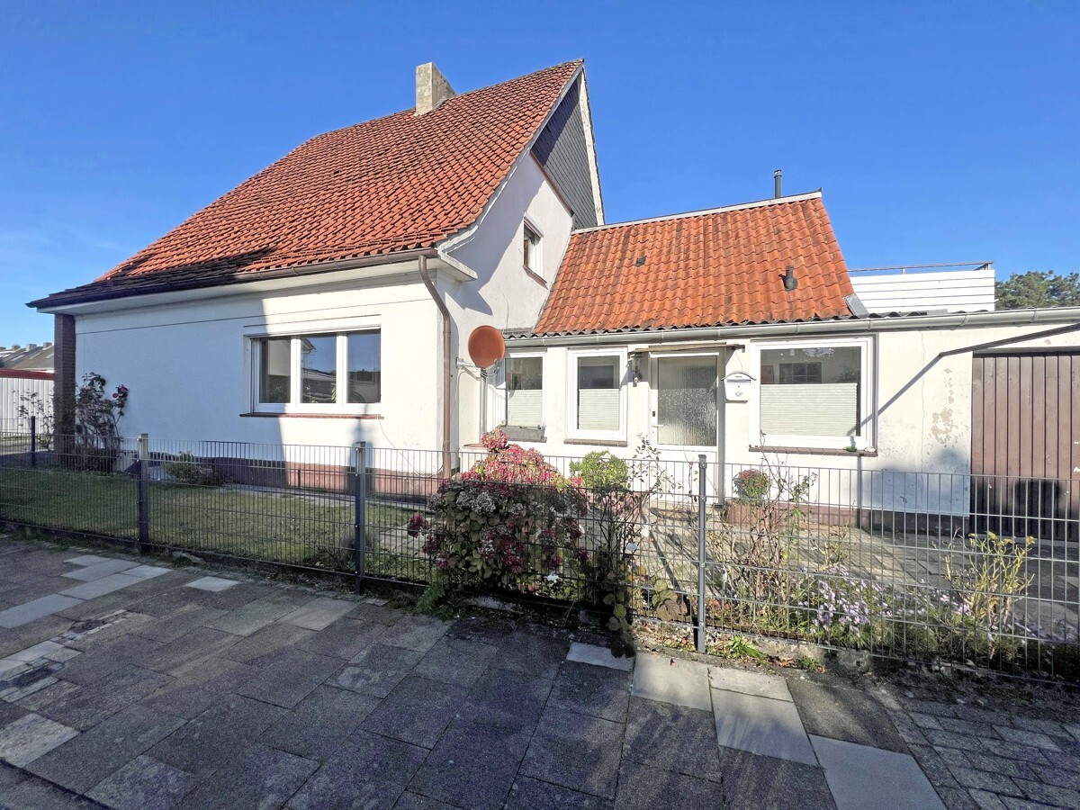 Straßenansicht