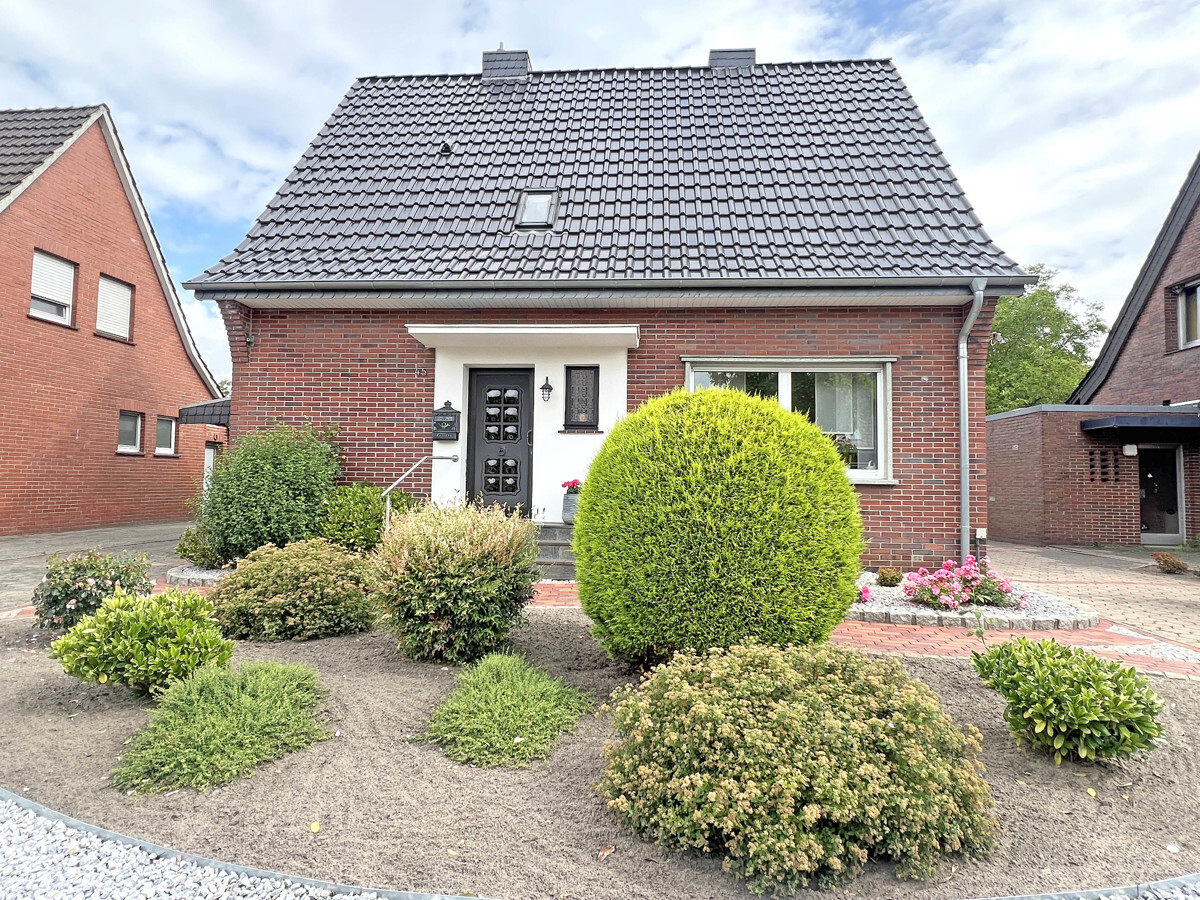 Straßenansicht