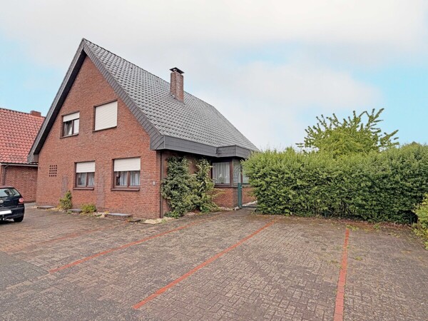 Straßenansicht