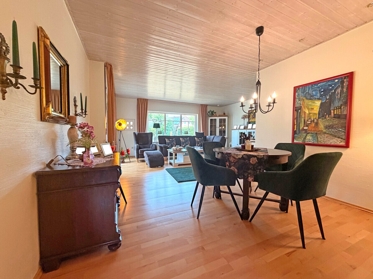 Wohn- und Esszimmer