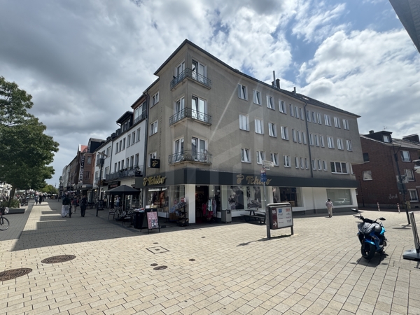 Wohn- und Geschäftshaus