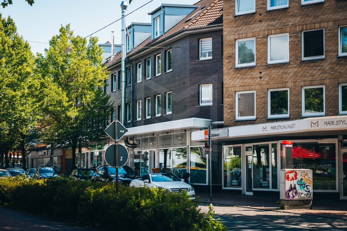 Außenansicht Wohn- und Geschäftshaus