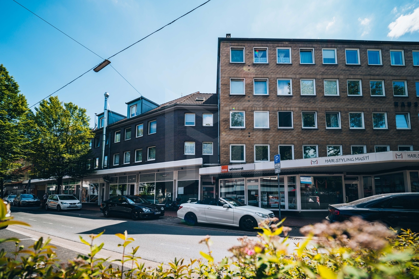 Außenansicht Wohn- und Geschäftshaus