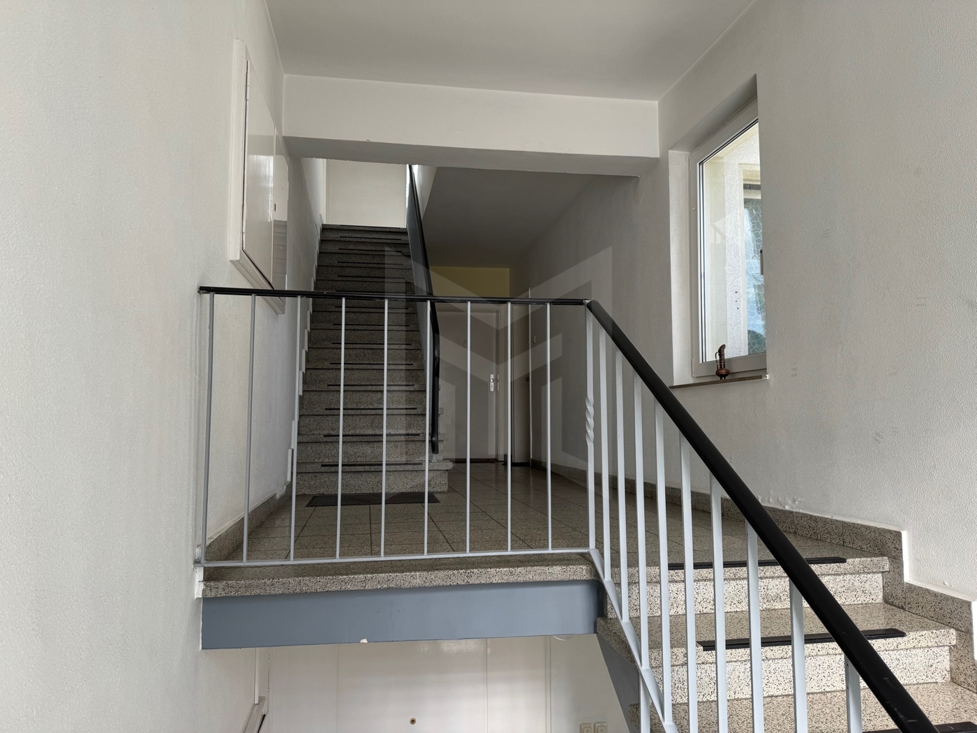 Außenansicht Wohn- und Geschäftshaus