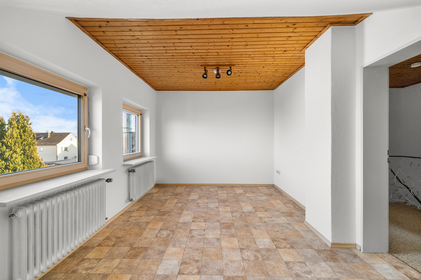 Wohnzimmer DG