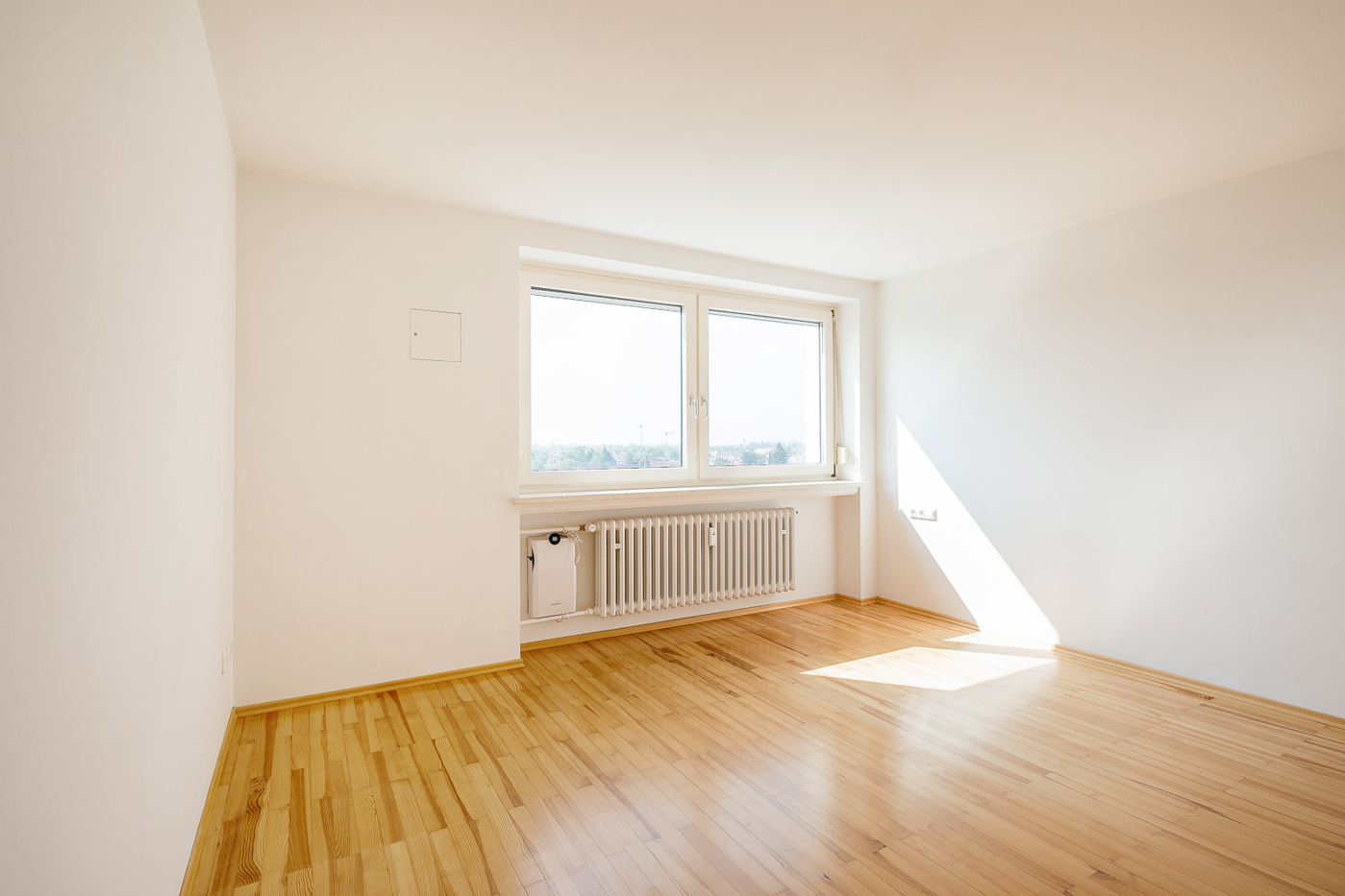 Großes Schlafzimmer
