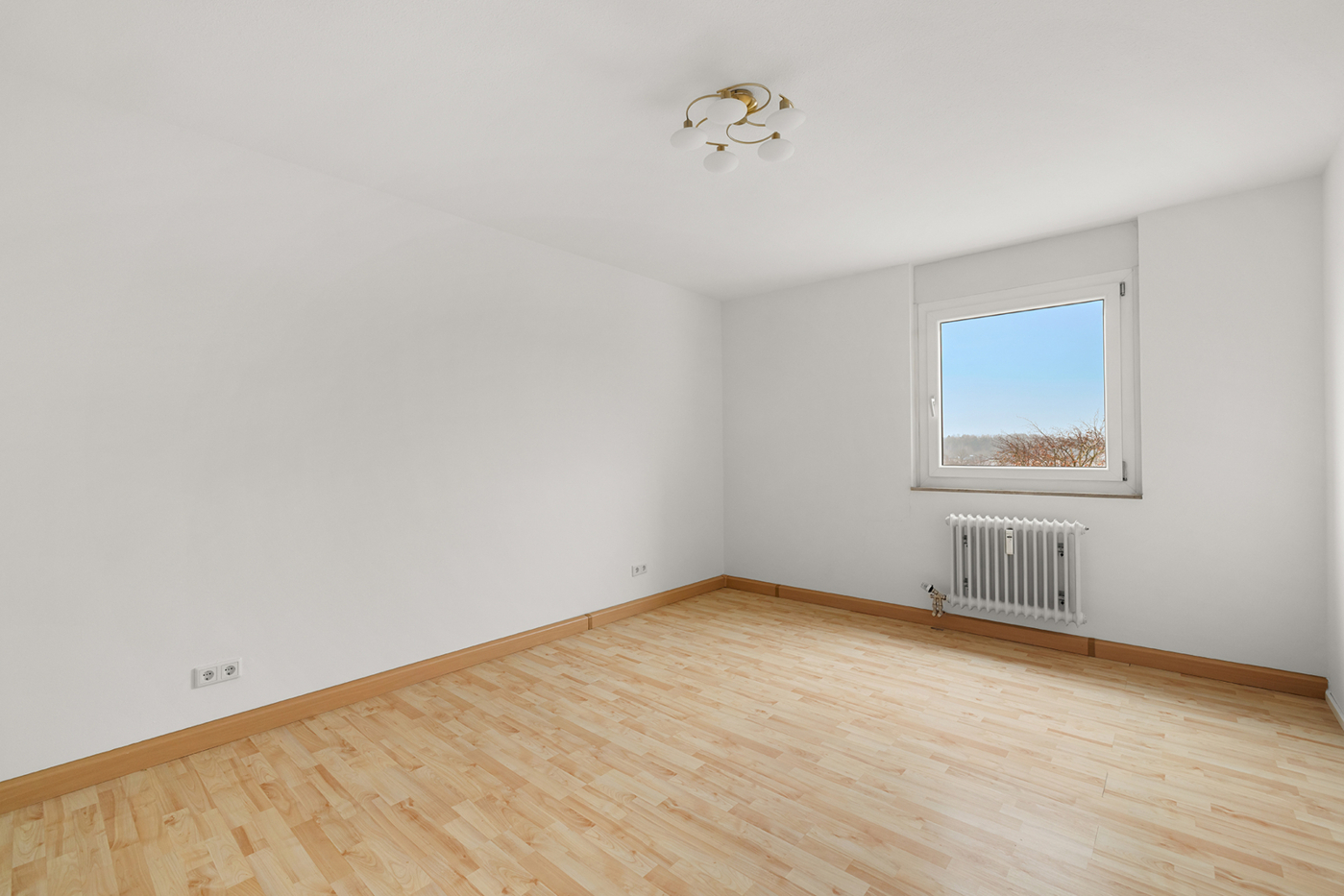 Großes Schlafzimmer